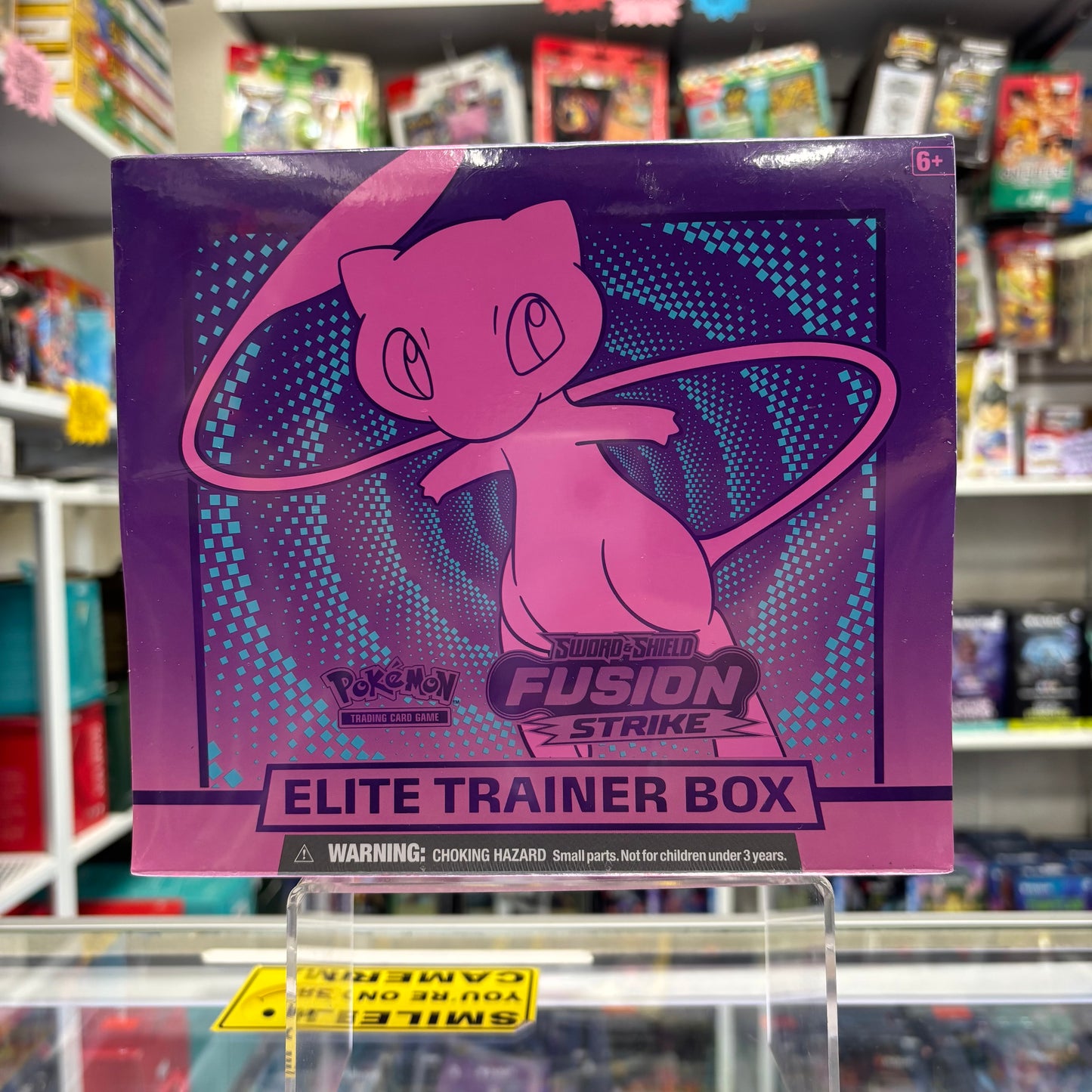 Pokemon Sword & Shield - Fusion Strike Elite Trainer Box