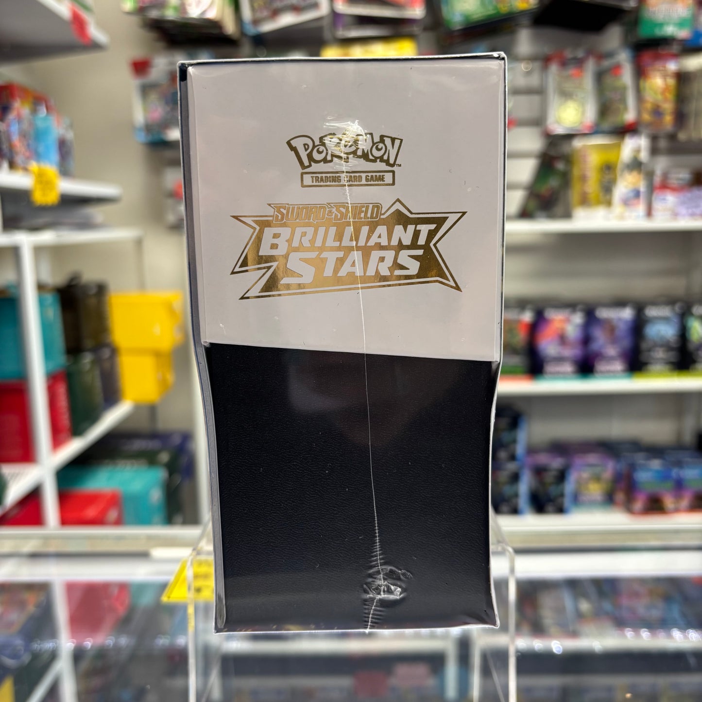 Pokemon Sword & Shield - Brilliant Stars Elite Trainer Box  [w/ Plastic Protector]