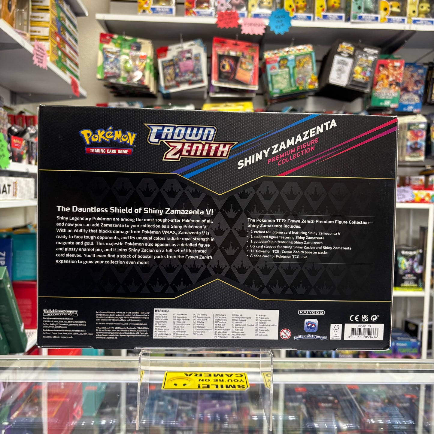 Pokemon Crown Zenith - Shiny Zamazenta Premium Figure Collection