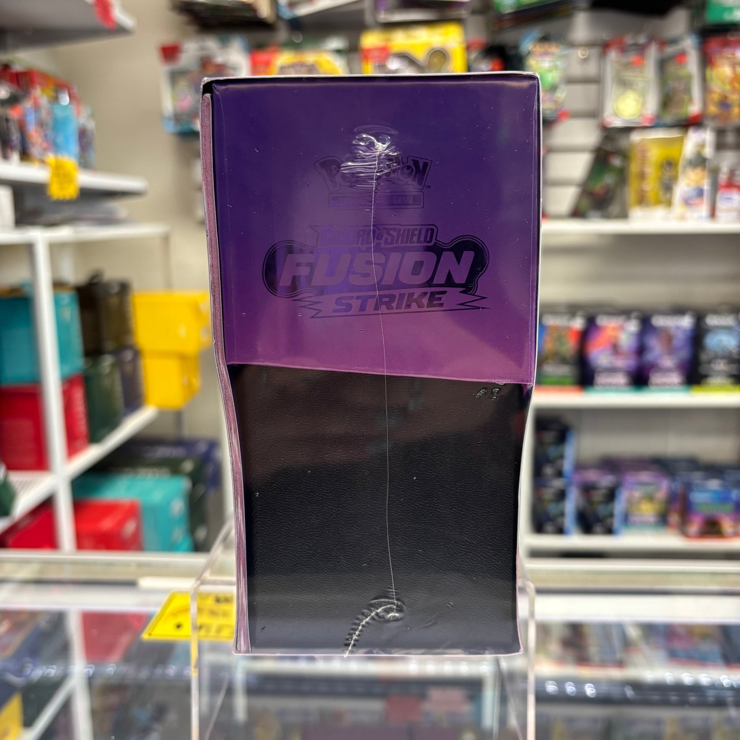 Pokemon Sword & Shield - Fusion Strike Elite Trainer Box