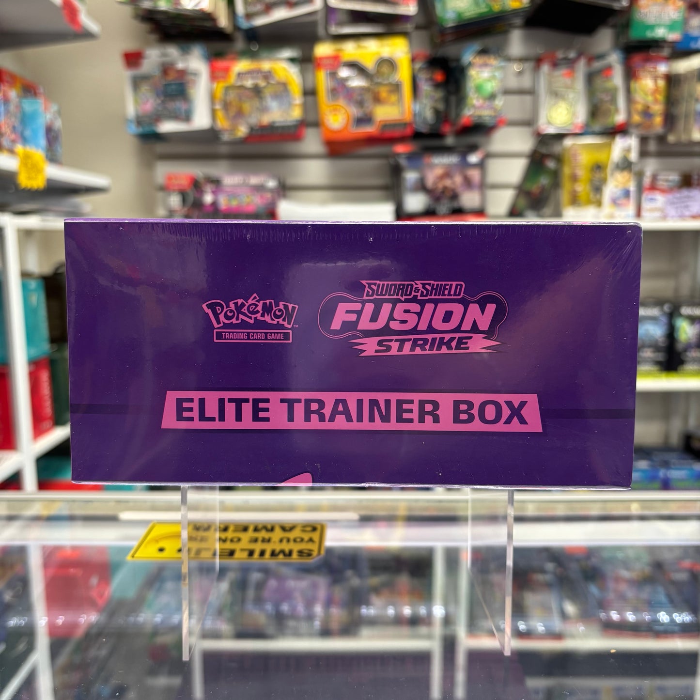 Pokemon Sword & Shield - Fusion Strike Elite Trainer Box