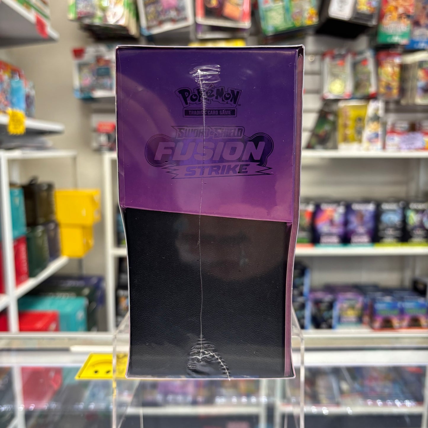 Pokemon Sword & Shield - Fusion Strike Elite Trainer Box